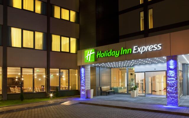 Holiday Inn Express Lisbon Airport, an IHG Hotel