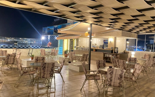 Alena Hotel
