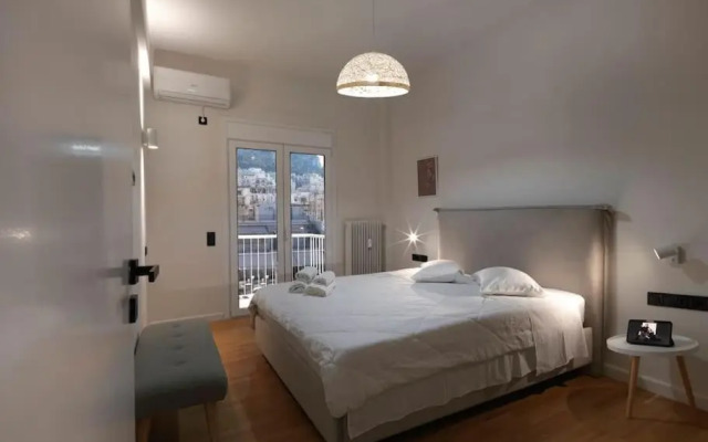Lycabettus view apartment
