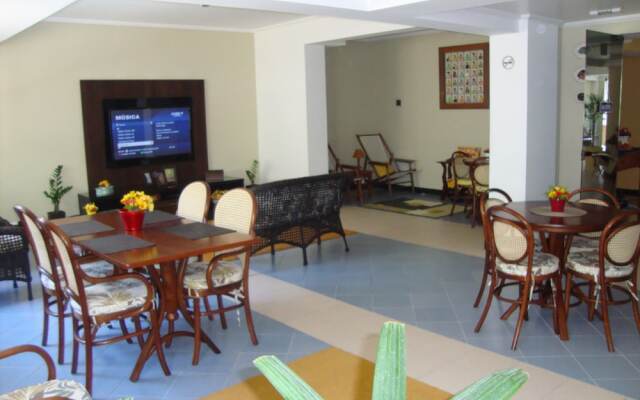 Golfinhos Apart Hotel