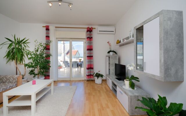 Apartment Milja