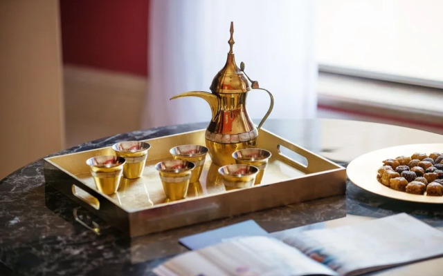 Dream Inn Dubai - Old Town Miska