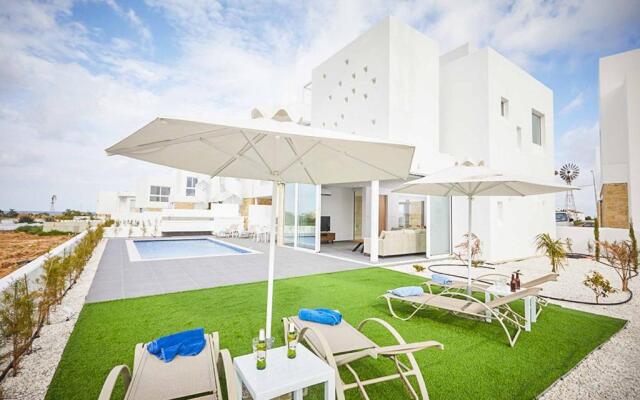 Villa Blue 15