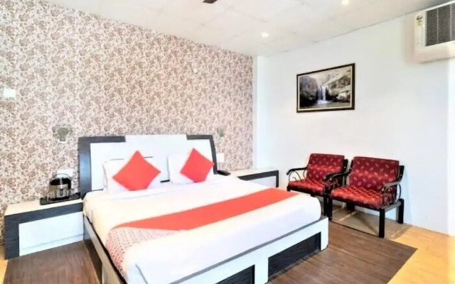 Hotel Pachmarhi