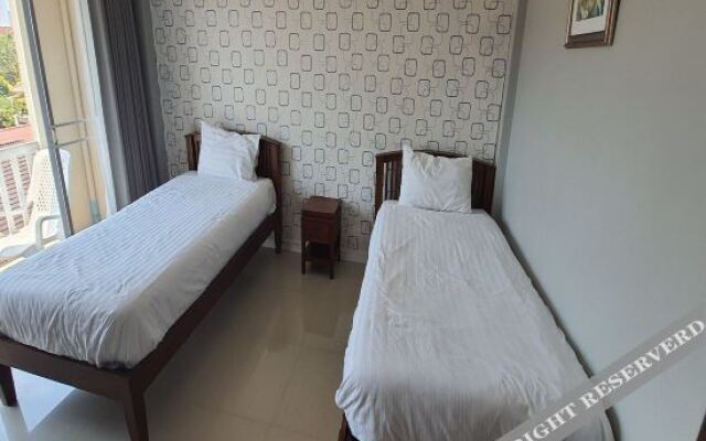 OYO 924 Baan Sanpluem By Na’mol