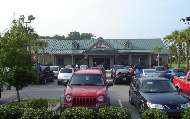 Hampton Inn Suites Jacksonville Airport