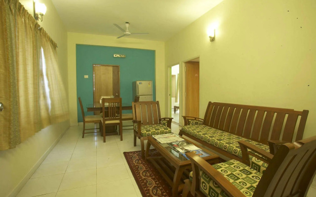 FabExpress Crescent Inn
