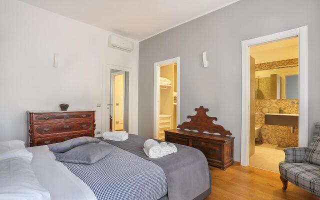 Luxury Pontevecchio Duplex 5 STARS APARTMENT- hosted by Sweetstay