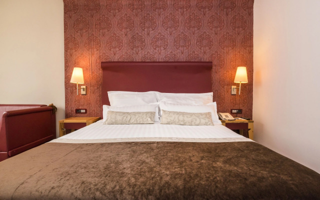 Hotel Pelegrin Plava Laguna