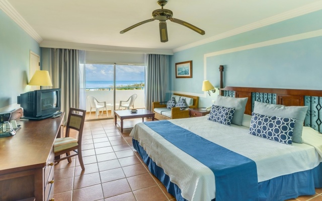 Grand Memories Santa Maria - All Inclusive