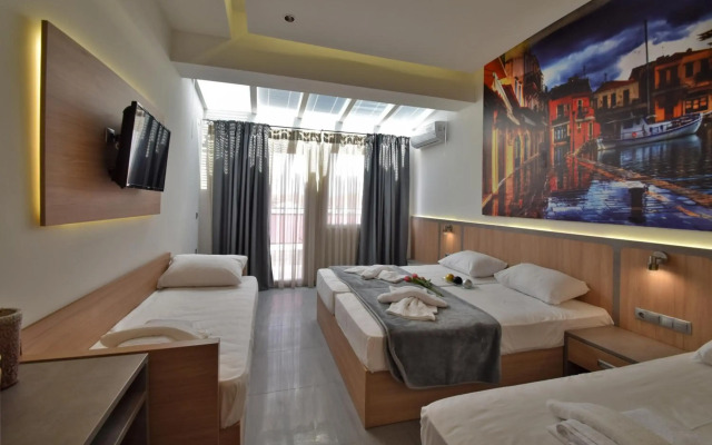 Dafni Plus Hotel