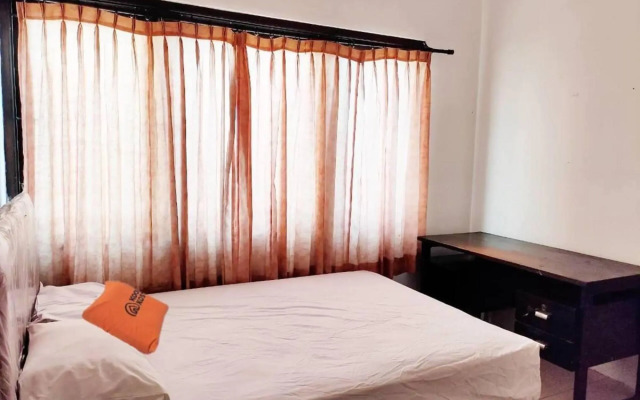 KoolKost @ Wiyung (Minimum Stay 30 Nights)