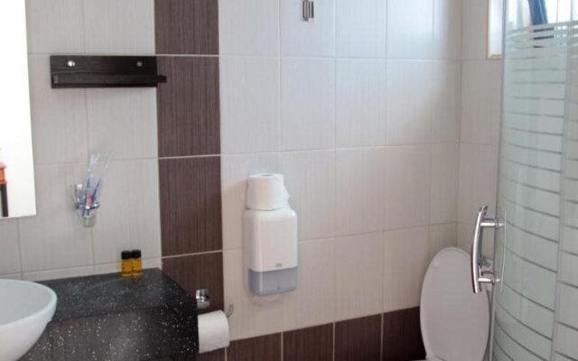 Paralia Rooms