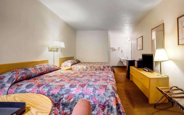 Rodeway Inn