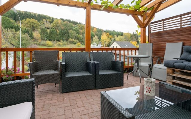 Stylish Apartment in Merschbach near Forest