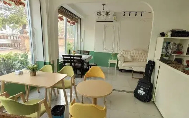 Kaysorn Residence and Guest House