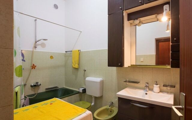 Apartment Lili Pula