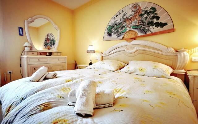 Beautiful Apartment on the beach 100