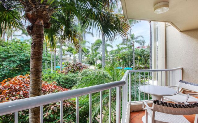 Mari Court Resort