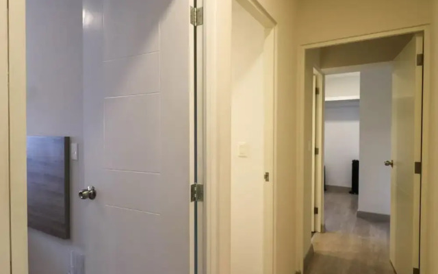 w Majestic 2BR w Modern Balcony in Miraflores
