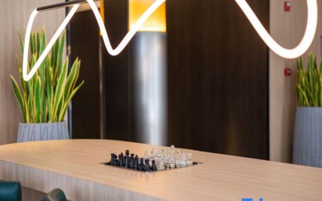 NINHAO Hotel (Shanghai Xujiahui Sixth Hospital)