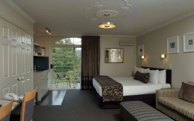 Silver Fern Rotorua Suites & Spa