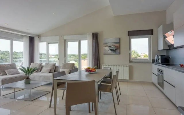 Elegant Panoramic Seaview Apartments
