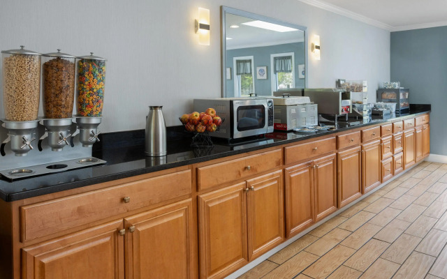 All Seasons Resort, Trademark Collection by Wyndham