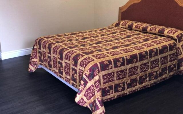Royal Inn Motel