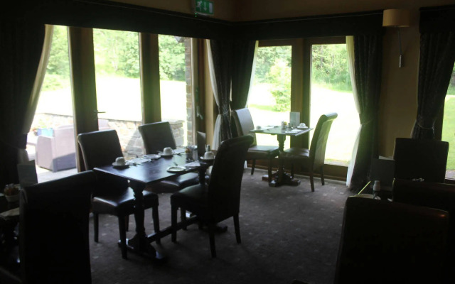 Nant Ddu Lodge Hotel