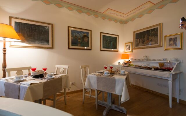 Residenza L'uncinaia Holiday House