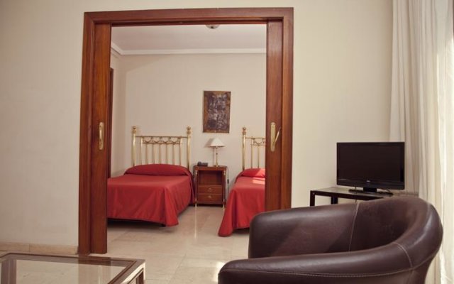 Apartamentos Olano C.B.