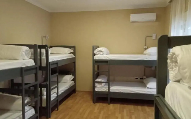 Mandarine Hostel