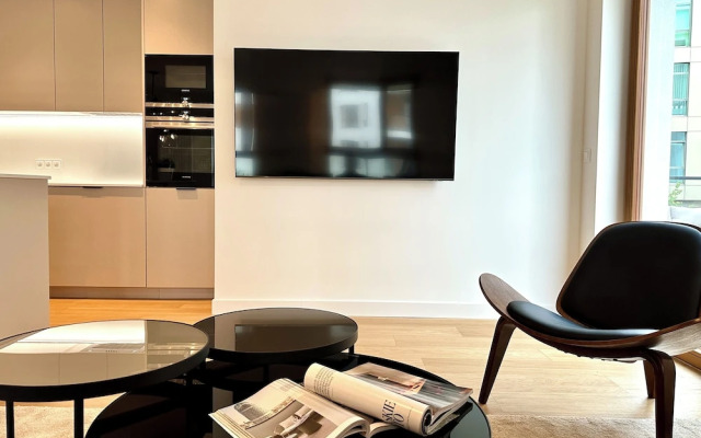 Ludwiki Apartment by Renters Prestige