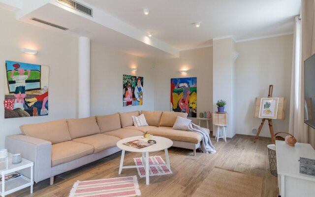 Luxurious Villa in Butkovici with Pool & Hot Tub