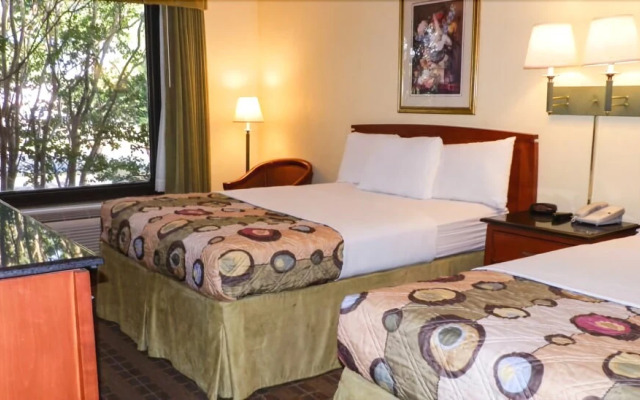 Regency Hotel & Conference Center