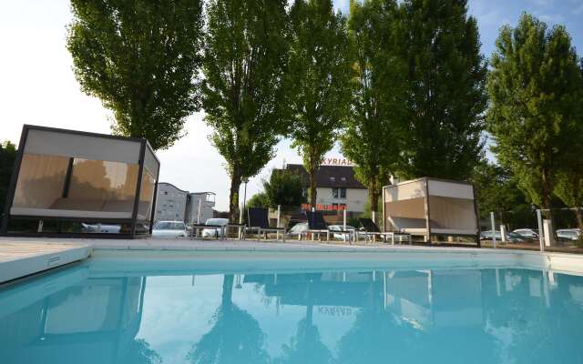 Kyriad DIJON EST - Mirande