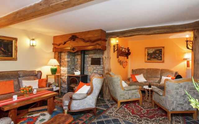 Cozy Cottage in Hubermont near Town Center