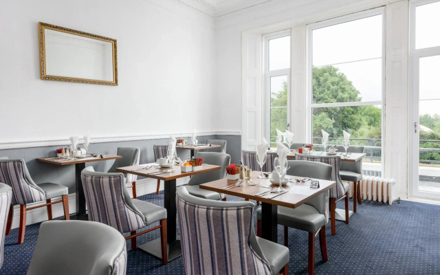 Abbey Lawn Hotel