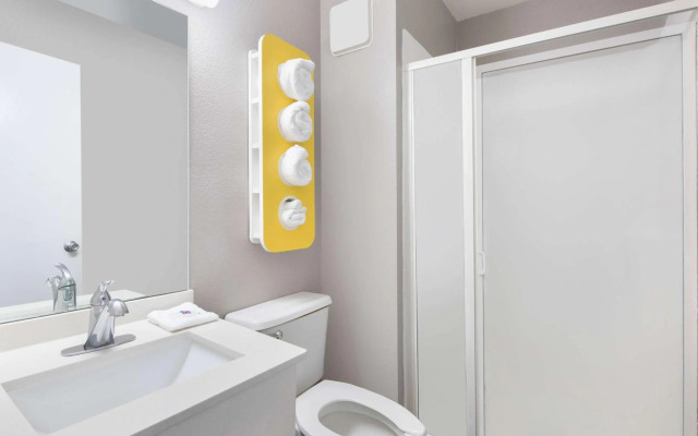 Motel 6 Woodland, CA – Sacramento Airport