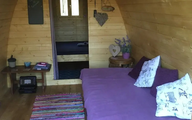 Broomhills Farm River Eco Pods