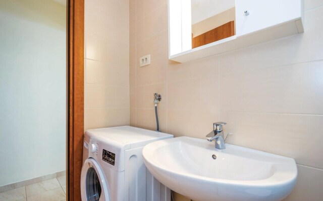 Nice Home in Icici With Wifi and 1 Bedrooms