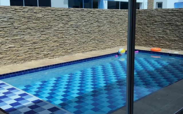 Casa con Piscina Privada en Flandes