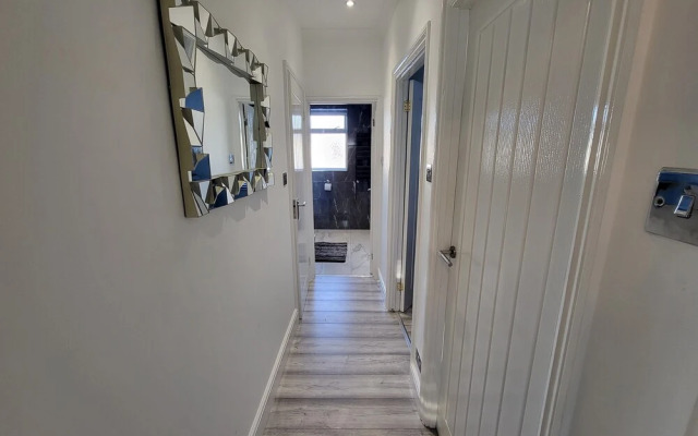 Top Luxury 2 bed Apartment - London