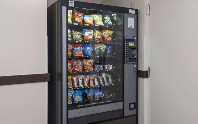 Red Roof Inn PLUS+ Columbus Downtown-Convention Center