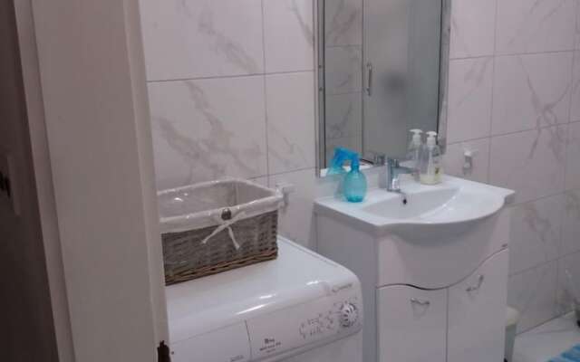 Jugana - With Pool - A1 Donji