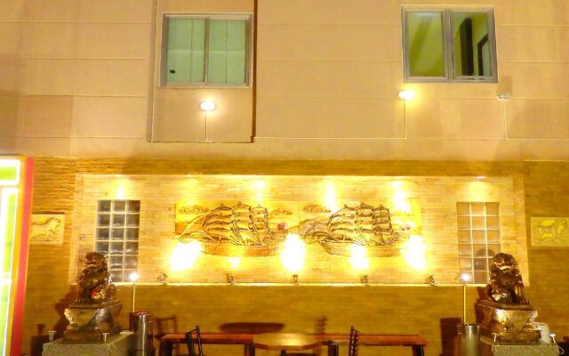 Pohseen Hotel