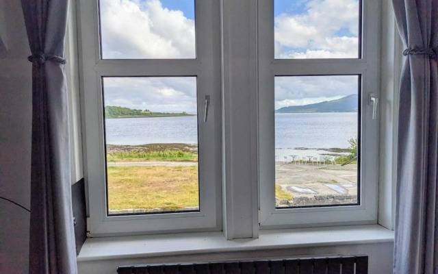 Lochaline Hotel
