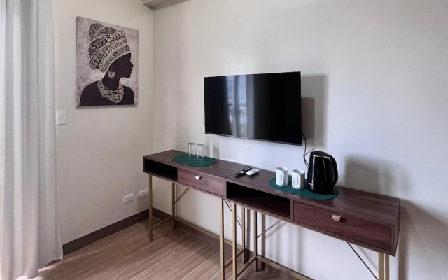 Room-minimalist Studio in Saint Dominiqu