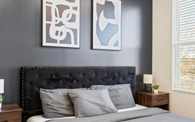 3BR King Townhouse Rooftop in Uptown CLT